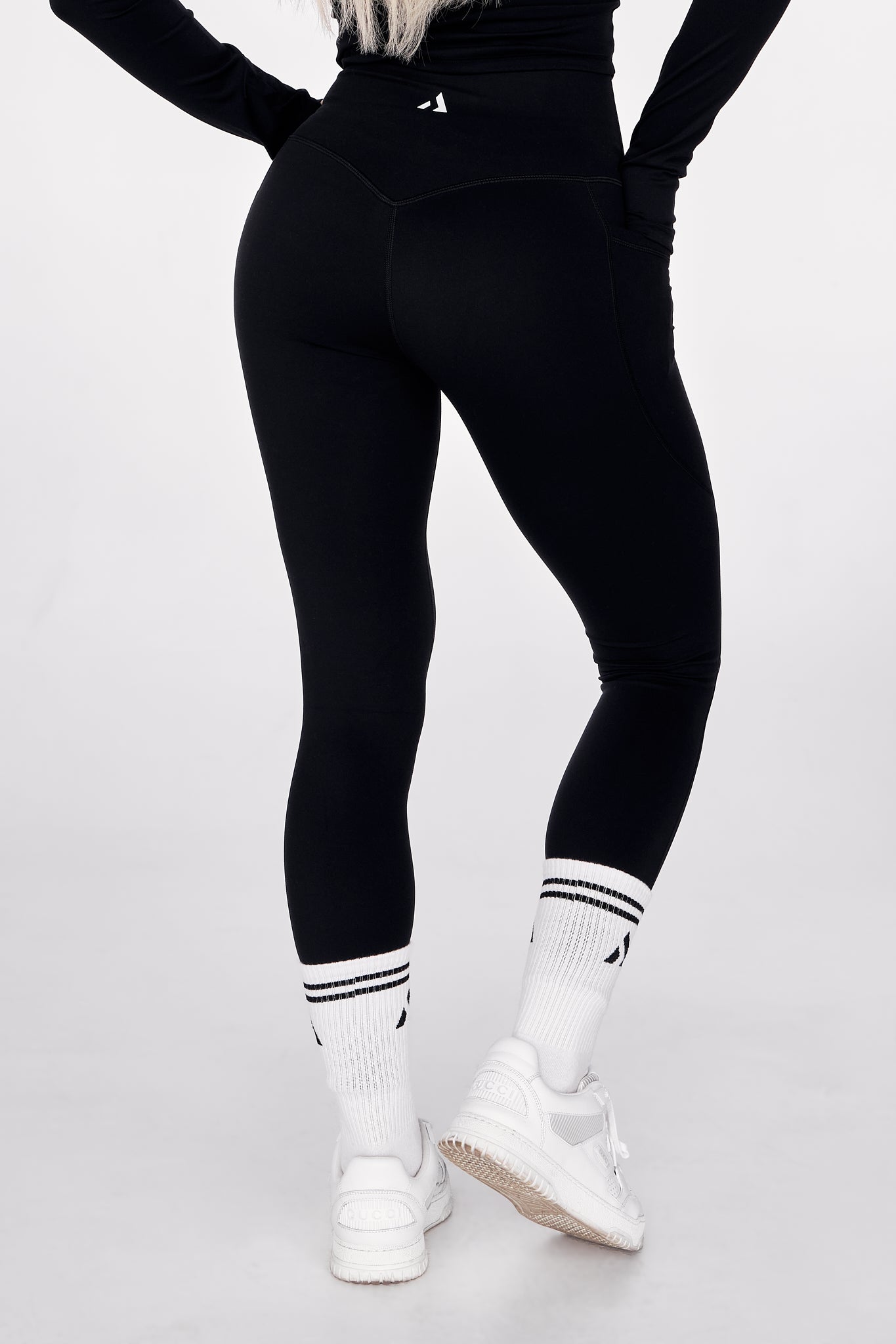 AMYZ LEGGINGS (BLACK)